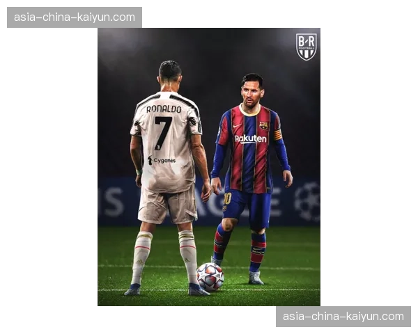 雷恩主帅确认将沿用“无锋阵”，考验南特后防组织性